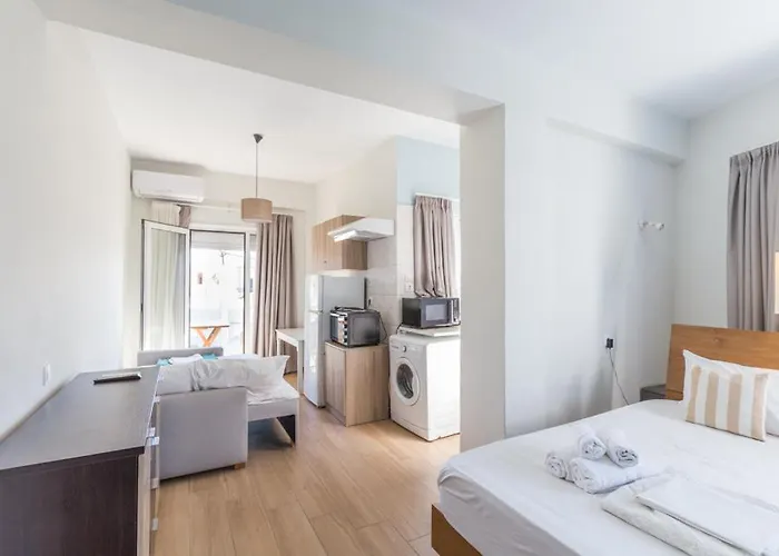 Theo העיירה רתימנו